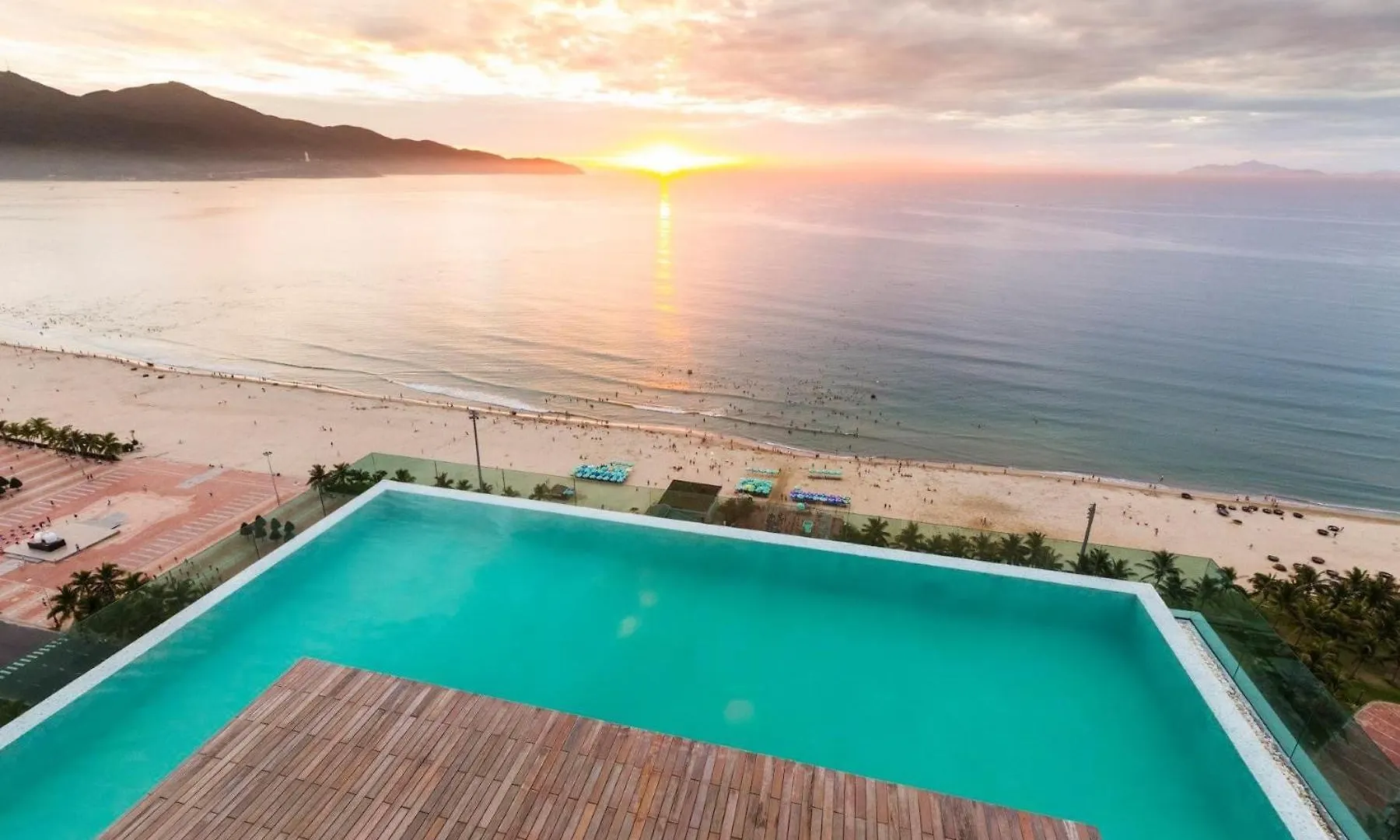 Romantic Apt With Seaview - Beachfont Da Nang 0*,  Vietnam