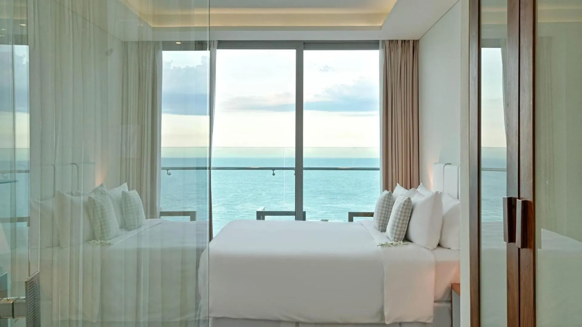 Romantic Apt With Seaview - Beachfont Da Nang 0*,