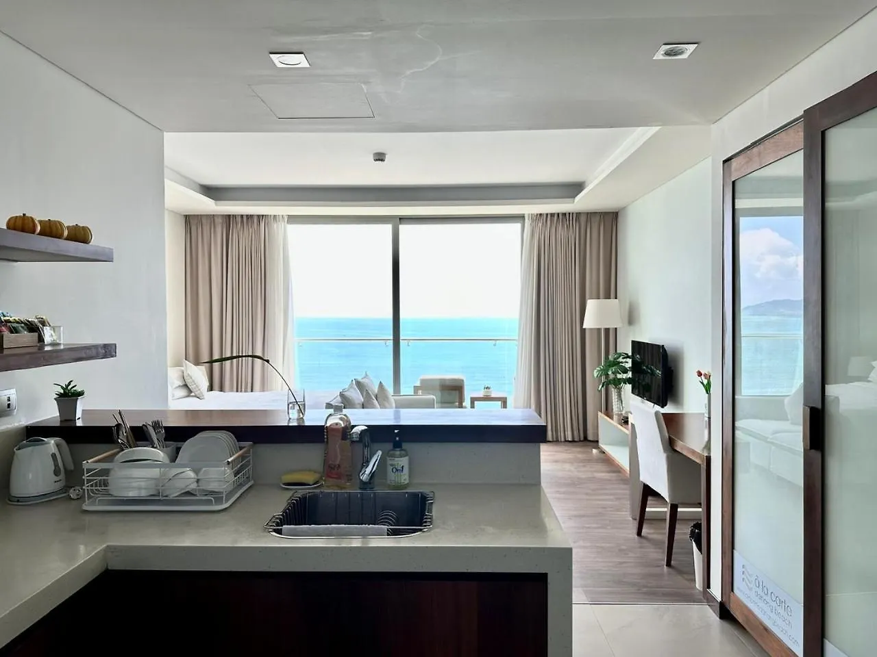 Romantic Apt With Seaview - Beachfont Da Nang 0*,