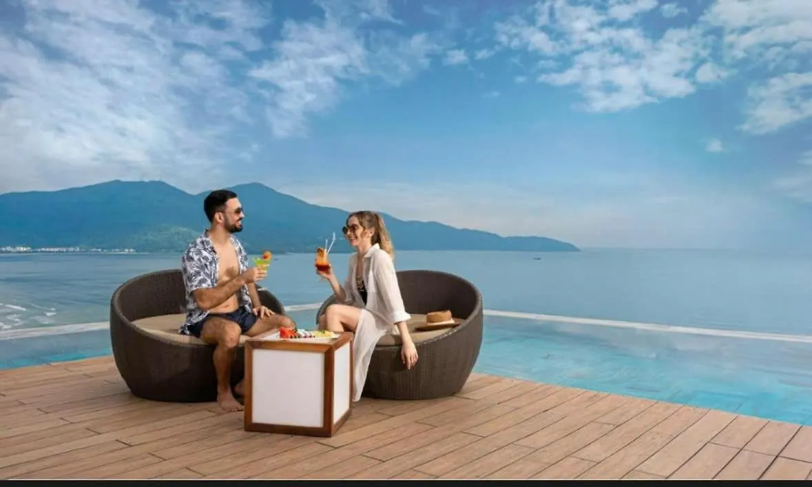 Romantic Apt With Seaview - Beachfont Da Nang Vietnam