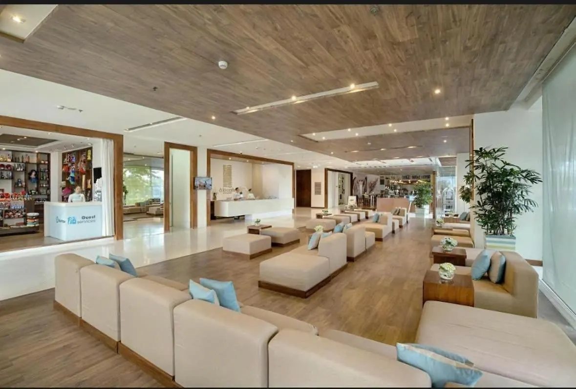 Romantic Apt With Seaview - Beachfont Da Nang Apartment