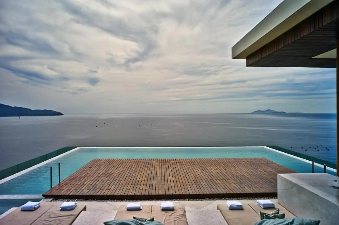 Romantic Apt With Seaview - Beachfont Da Nang Apartment