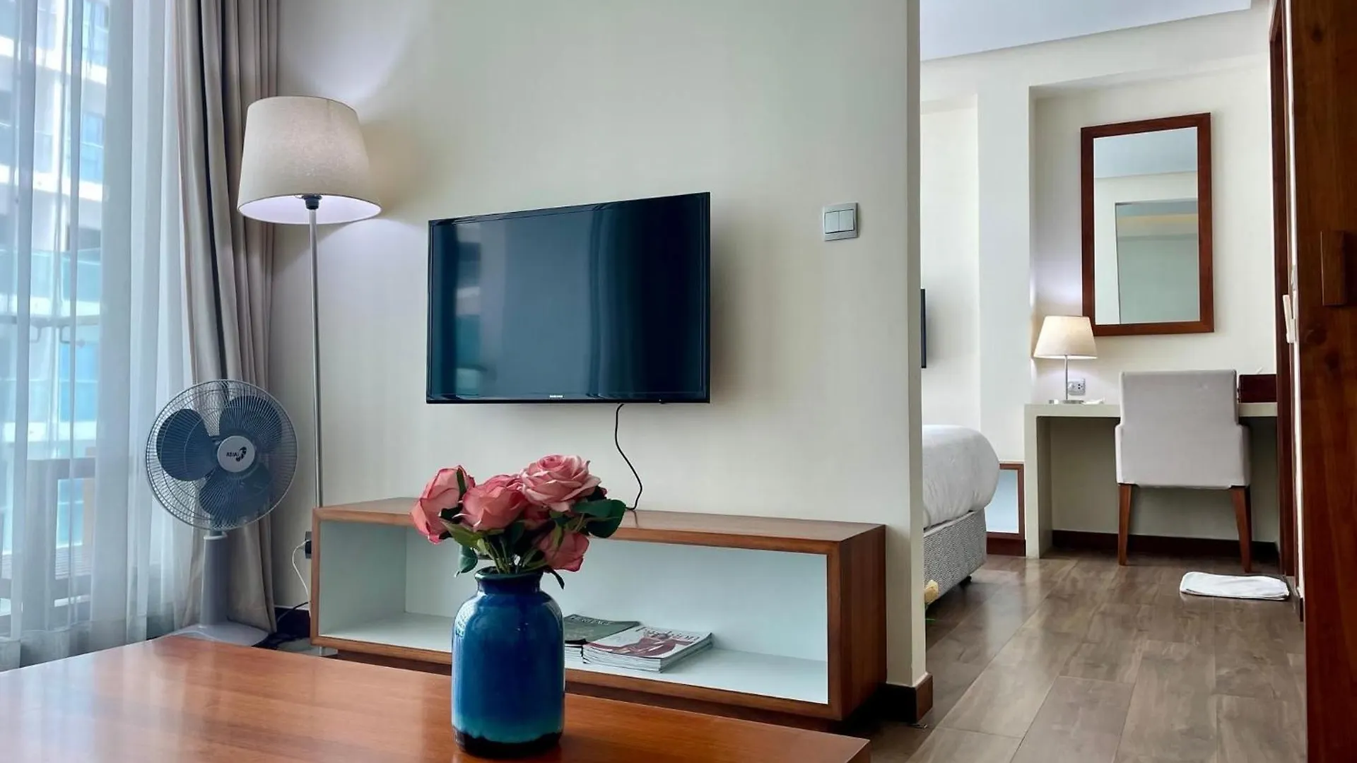 Apartment Romantic Apt With Seaview - Beachfont Da Nang Vietnam