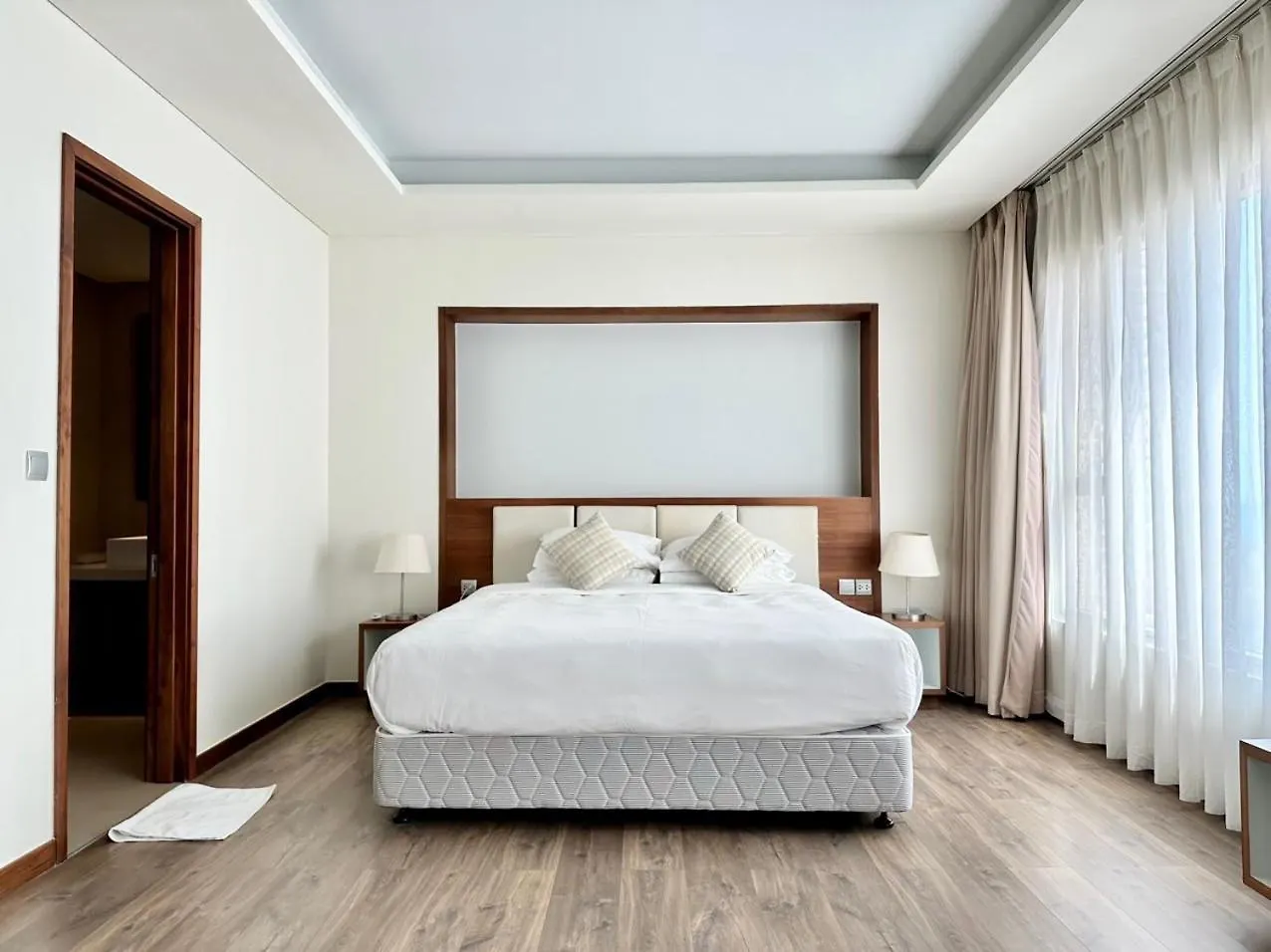 Romantic Apt With Seaview - Beachfont Da Nang Vietnam
