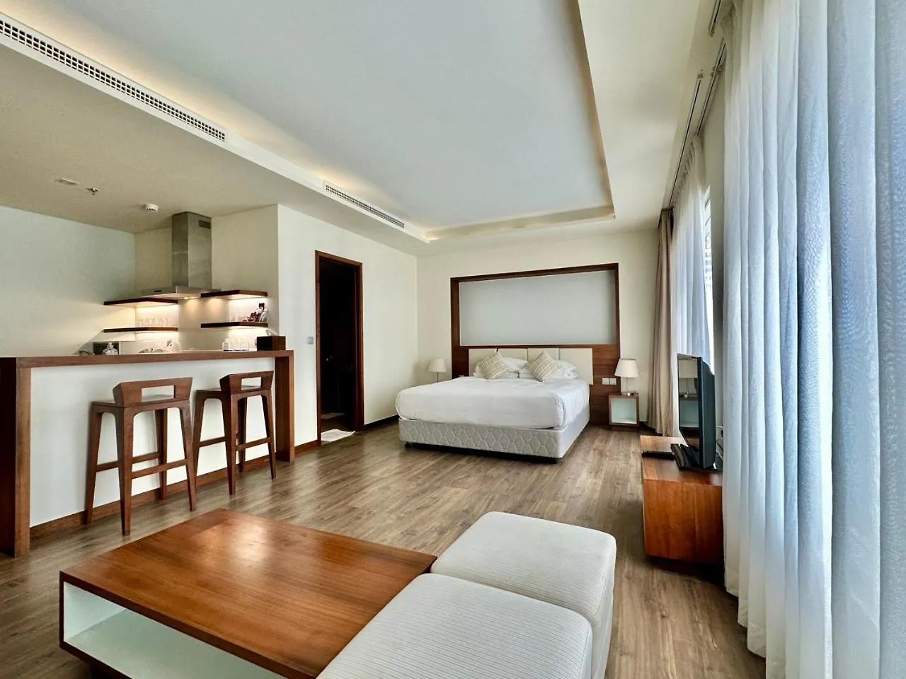 Apartment Romantic Apt With Seaview - Beachfont Da Nang